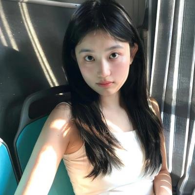 这个警察不太冷